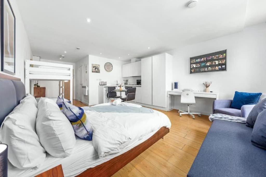 1 Bedroom Flat Piccadilly Sleep 7 In London Vr10 מראה חיצוני תמונה